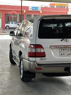تويوتا لاندكروزر